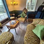 Mando Otel Ribe